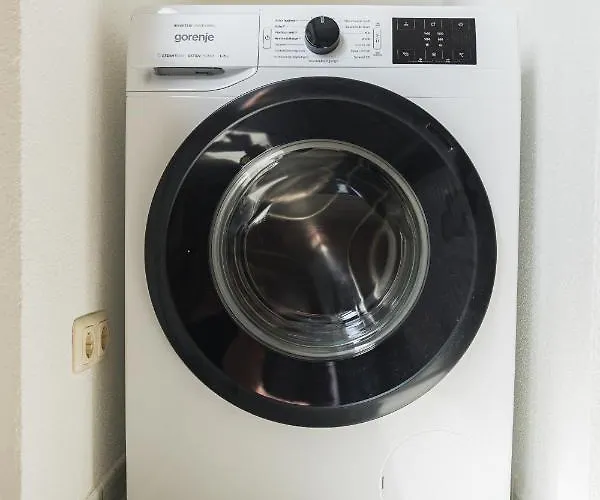 In Den Weinbergen Bei Mainz - Mit 2x Doppelzimmern, 1x Grosses Wohnzimmer, Bad & Kueche Apartamento Stadecken-Elsheim