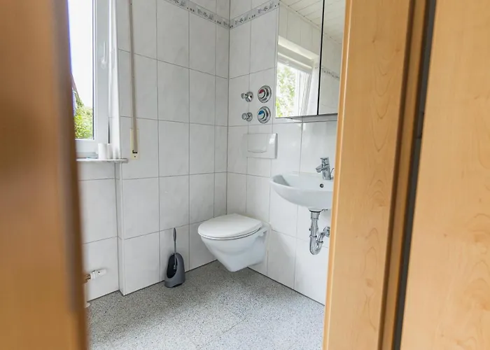 In Den Weinbergen Bei Mainz - Mit 2x Doppelzimmern, 1x Grosses Wohnzimmer, Bad & Kueche Apartamento Stadecken-Elsheim