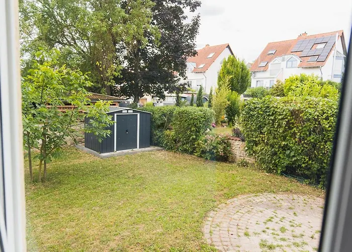 Apartamento In Den Weinbergen Bei Mainz - Mit 2x Doppelzimmern, 1x Grosses Wohnzimmer, Bad & Kueche Stadecken-Elsheim